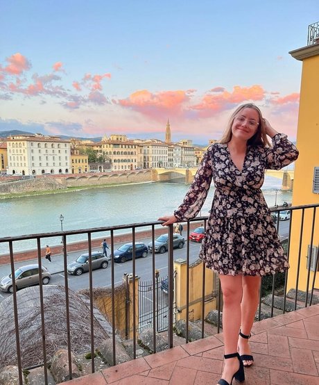 Adventures And Naps hot actress pic