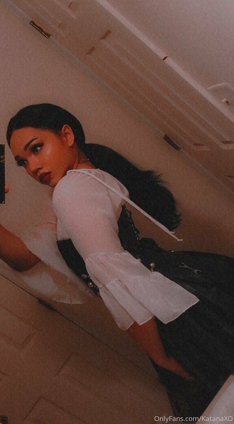 katanaxo star nudes img