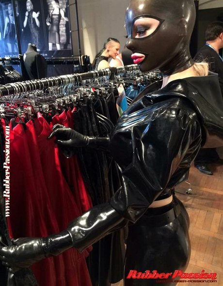 japanese blowjob onlyfans naked galleries