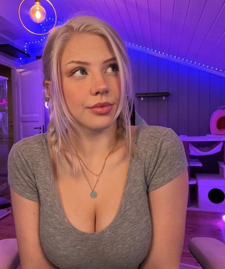 hairy anal onlyfans top picture