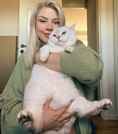 asian footjob onlyfans pretty img