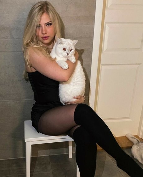 Majijej sex pornstar image