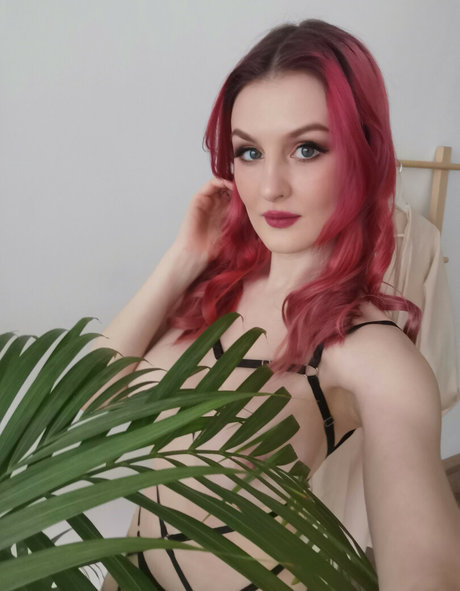 Alice Inferno pornographic model photo