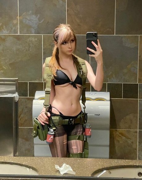 fansly onlyfans naked photos