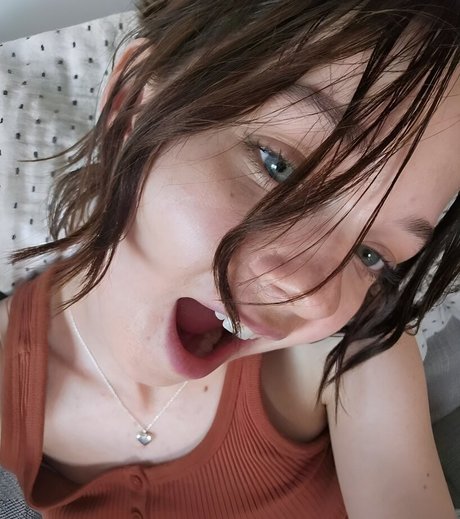 female popular onlyfans porno pictures