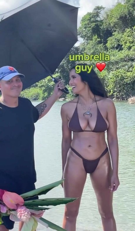 Padma Lakshmi pornstar nice photo