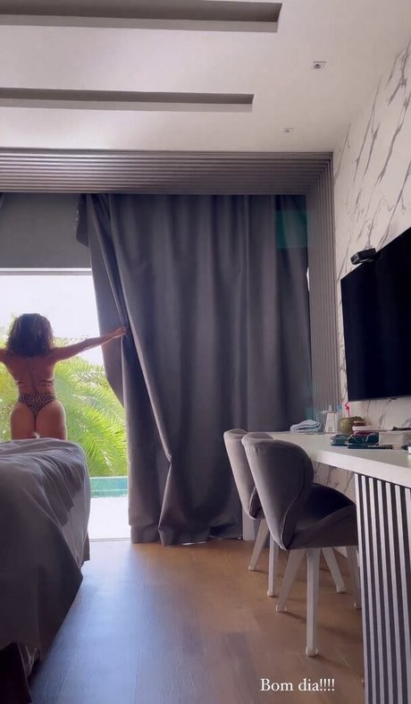 hotwife onlyfans art naked photos