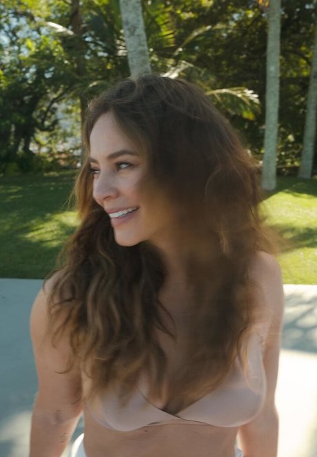 Paolla Oliveira pornstar pretty img