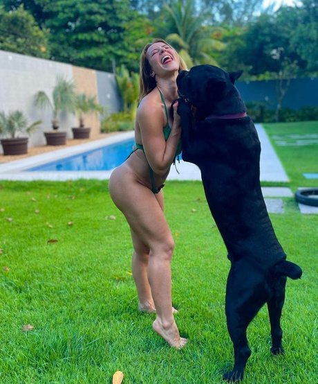 Paolla Oliveira pornstar hot photo