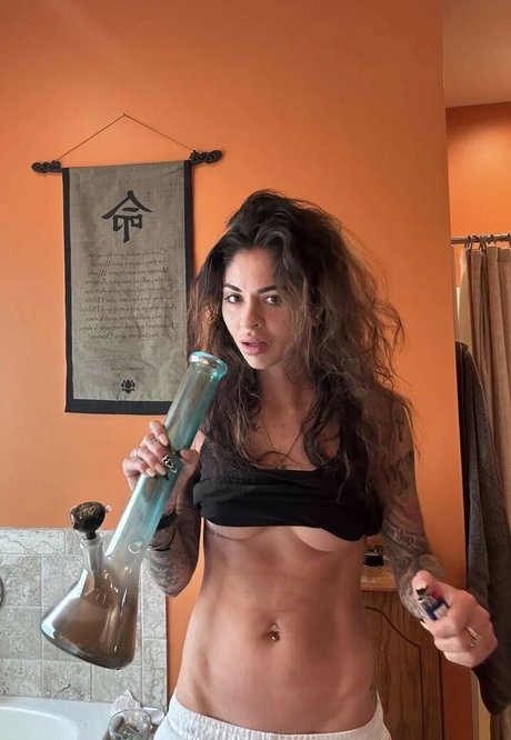 Lena Lawless xxx actress pictures