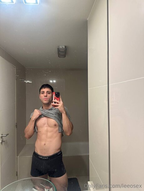 Leeosex hot actress pic