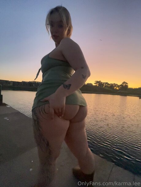 Karma Lee star pretty pics