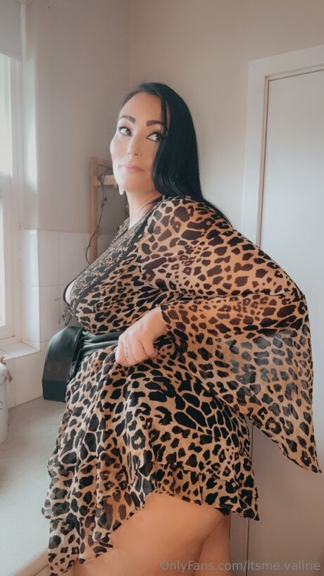 Itsme Valirie sexy model archive
