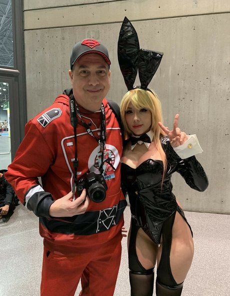 flat chested onlyfans exclusive gallery