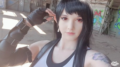 Enafox beautiful model img