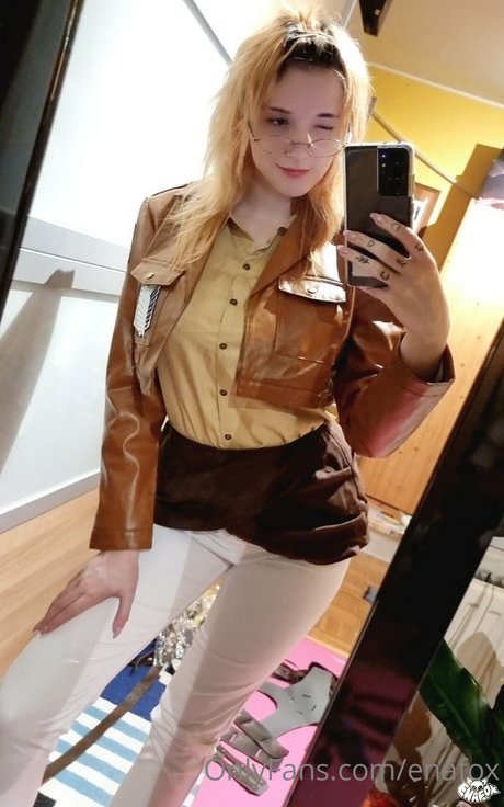 Enafox pornstar image