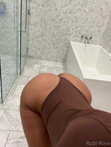 stars onlyfans top image