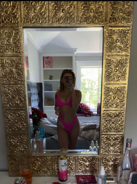 Breckie Hill high quality model photos