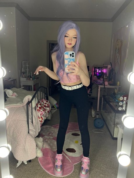 Strawbeariemilkk high quality pornstar pic