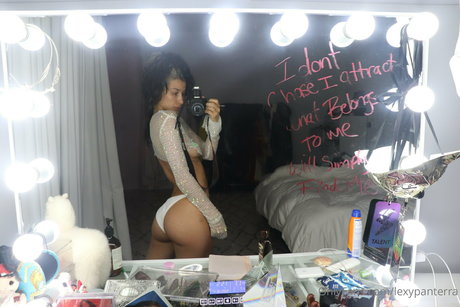 Alexis Afshar free star gallery