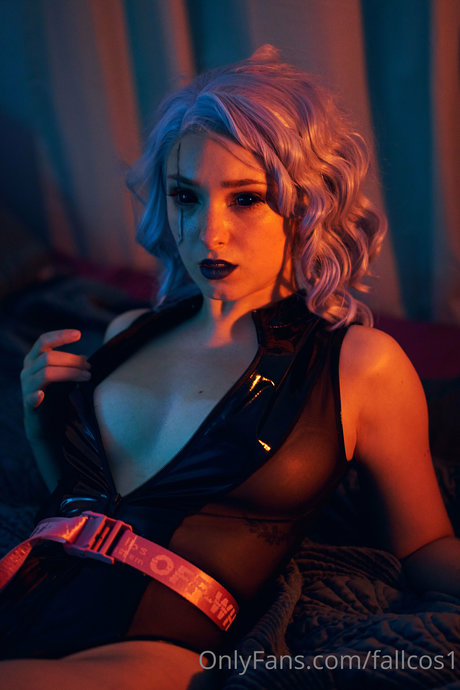 FallCosplay model hot photos