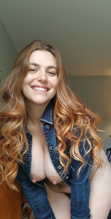 AwesomeKate erotic star galleries