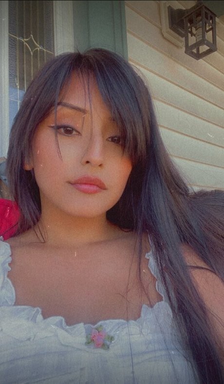 Carababexx hot actress images