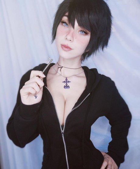 Soryu Geggy cosplay nude actress photos