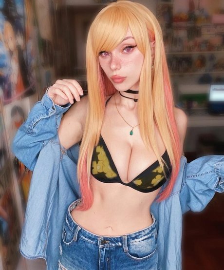 Soryu Geggy cosplay hot star pic