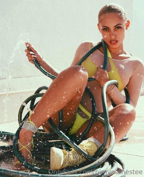 Himynamestee pornstar nude photos