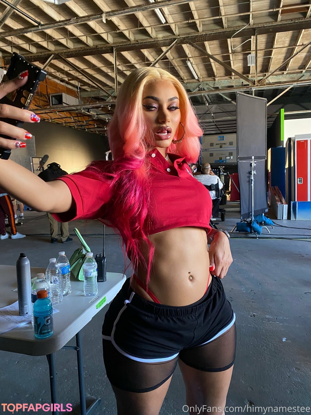 Himynamestee model nude galleries