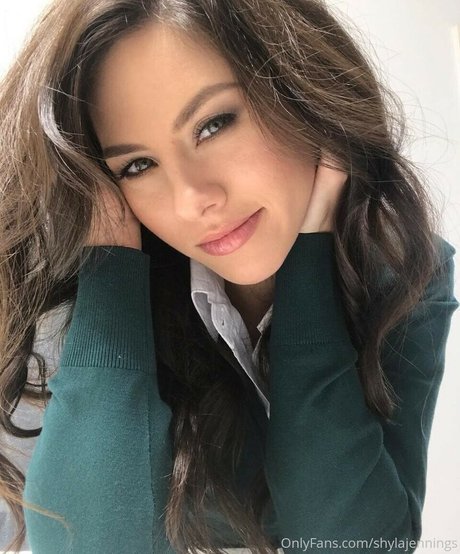 Shyla Jennings model nice photo