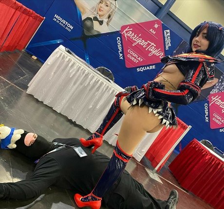 waitress onlyfans hot sex photo