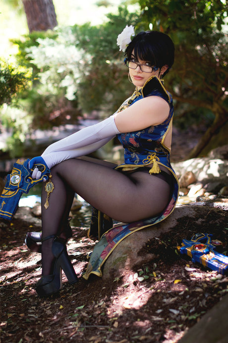 Zalaria Cosplay star hot images