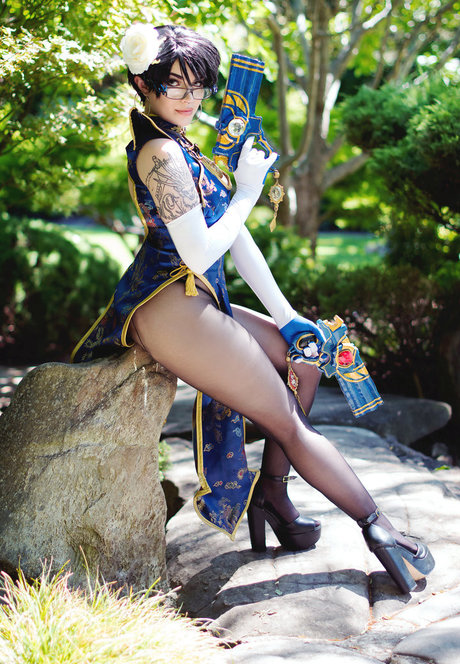 Zalaria Cosplay sexy model image