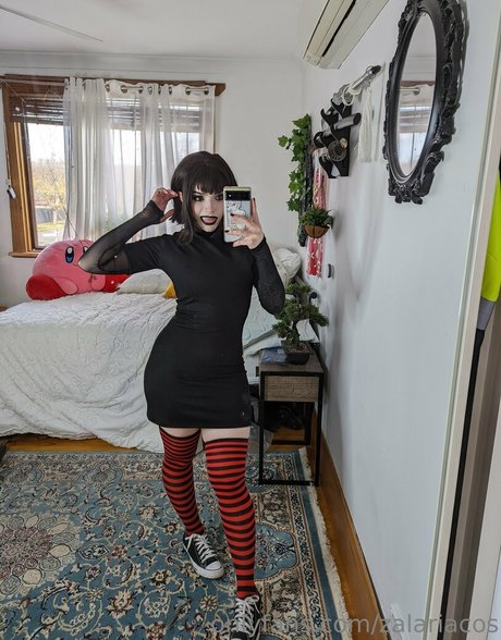 Zalaria Cosplay star erotic images