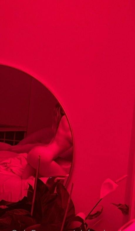 Niykee Heaton free star galleries