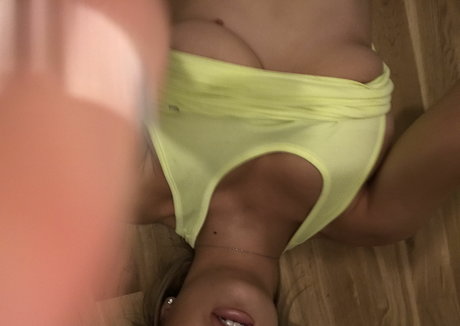 Danielle Sellers perfect star images