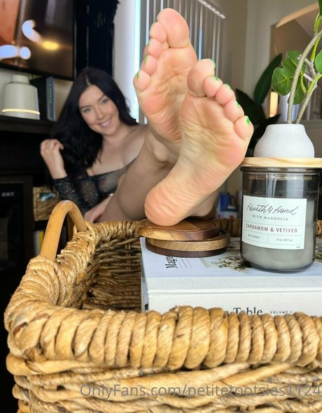 hairy pregnant onlyfans art naked galleries