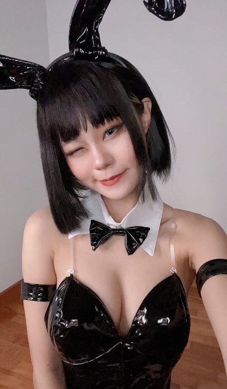 huge tits milf onlyfans pornographic photos