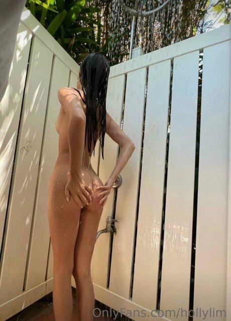 princess asian onlyfans top pic