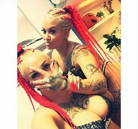 blowjob brunette onlyfans sexy nude img