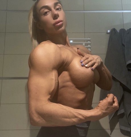 Kiera Jaston pretty actress gallery