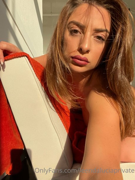 Leenda Lucia exclusive actress pics