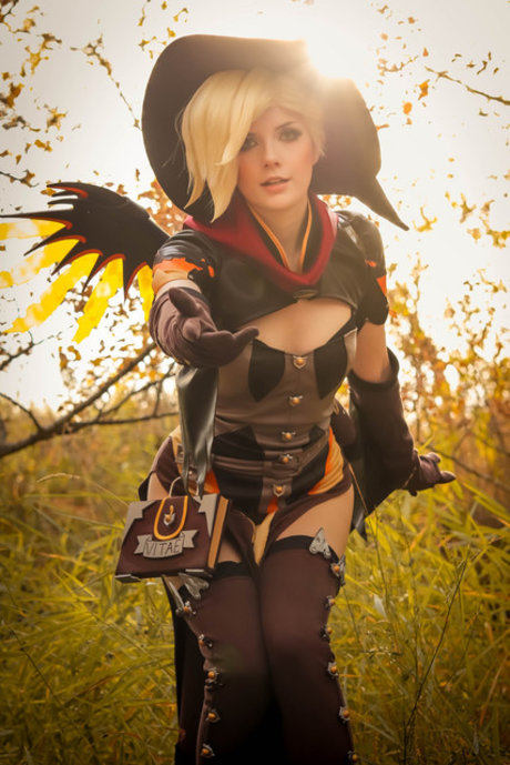 Meggii top model img