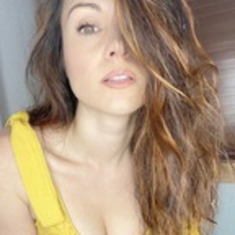 Ginnyn Bb Daddy pornstar nude photo