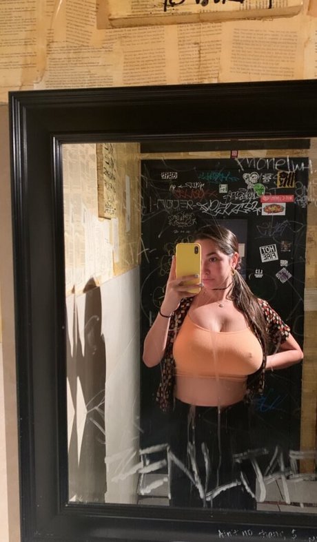 Karlee Grey star naked img