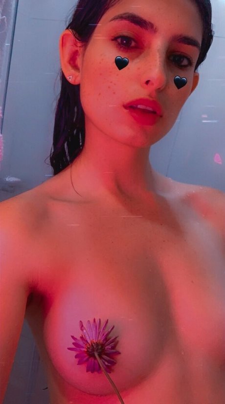 Holly Shit adult star img