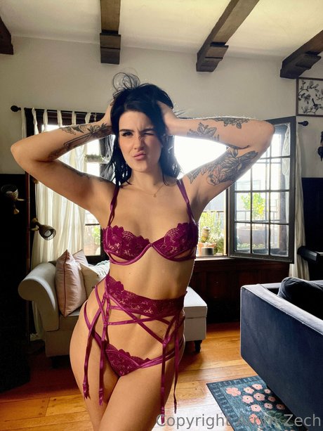 asian feet onlyfans pornos picture