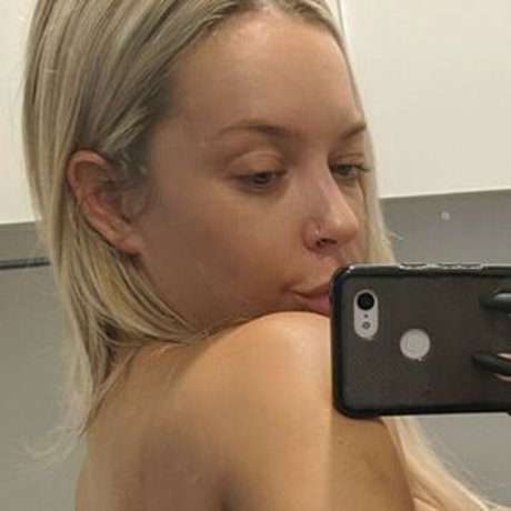 Gia James star top pictures